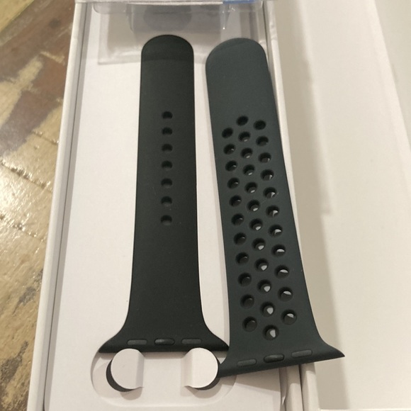 NEW APPLE WATCH WRIST BANDS! 2 DIFFERENT SETS! - Picture 2 of 3
